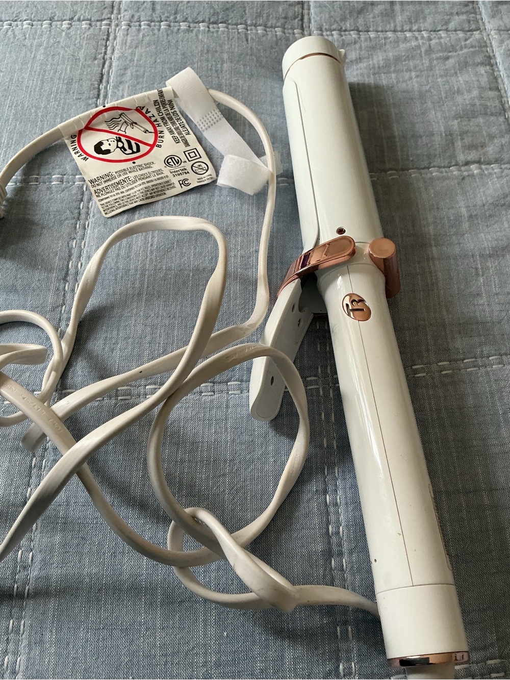 T3 White Curling Iron with Rose Gold Accents